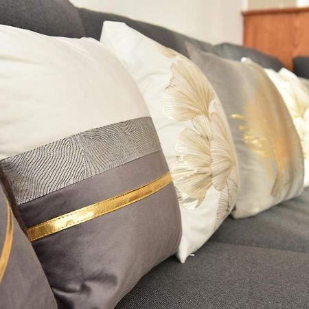 Christianna Luxury Apartments Almirida Dış mekan fotoğraf